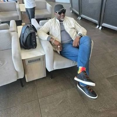 moore_well33693's profile picture. Anonymous time traveler, We are a 90s kid and love quantum AI. I like learning & inspiring the world.