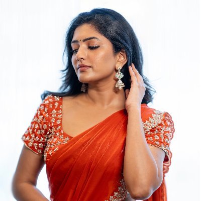 @MalavikaMoans