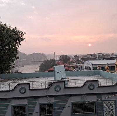 bomb_sutali's profile picture. Hate radical  islamic terrorism।
sirf asli hindu ko 100% Follow back