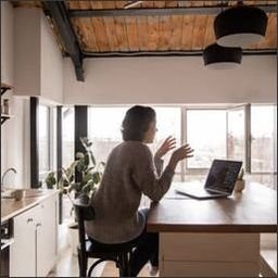 Ynuqir69991's profile picture. 