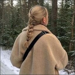 Qaupud7147777's profile picture. 