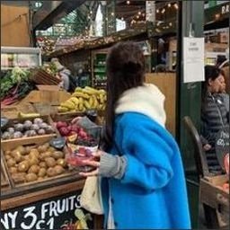 Zralee360364's profile picture. 