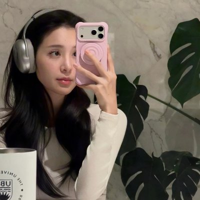 ShenLingxue_a89's profile picture. Don't be afraid of the challenges ahead; behind those challenges lies the future you desire.