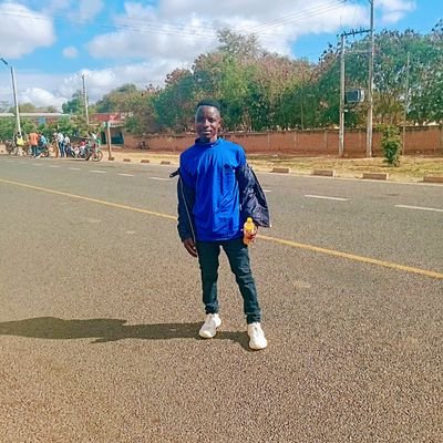 CharlesMur87025's profile picture. 