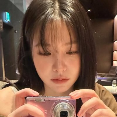 jsymcrae's profile picture. just a music and books addict