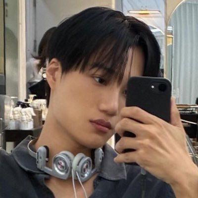 edjpcykjidks's profile picture. 🪬 — #카이수 🐻🐧 | OT9: we are one, always ✴︎