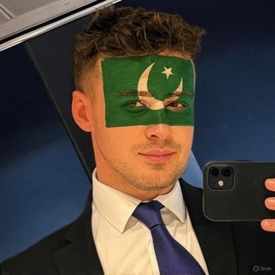 GodBecameHuman's profile picture. Jesus is Lord ✝️