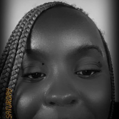 maiaaris__'s profile picture. 🇰🇪|| cat mommy || beautiful & disgustingly educated 🎖️