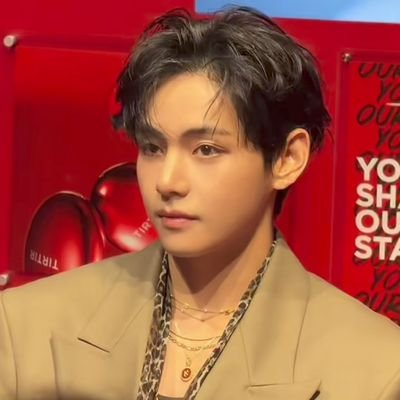 fizzz_xd's profile picture. APO BANGPO 🫂💜THEY ARE HOME 💌
BTS PAVED THE WAY 🌍💜