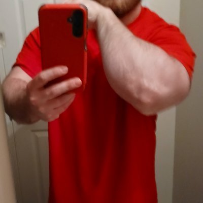 IDRKSS's profile picture. Strongest mw2 sniper 5,9 250 pound silver back