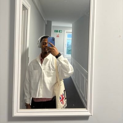 yusufgbolarhan's profile picture. Nothing really concern this user with anybody’s life. 🚷 Sùúrù ni baba ìwà.