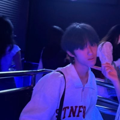 cft1594000's profile picture. 關你撚事🇭🇰 關我撚事  7Chill