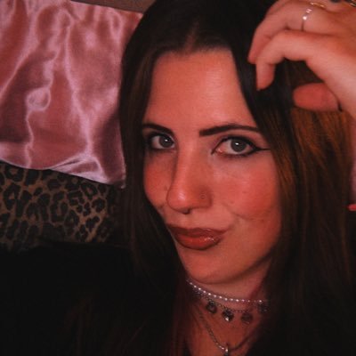 MODELDANZIG's profile picture. ⋅˚₊‧ 𐙚 my life’s going by, but it’s just begun 𐙚 ‧₊˚ ⋅