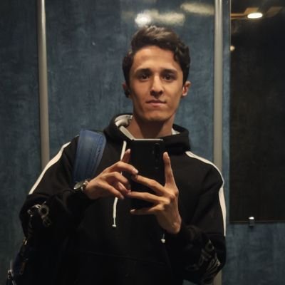 SeyedMojtaba24's profile picture. دانشجوی مهندسی کامپیوتر صنعتی اصفهان/تکواندوکار