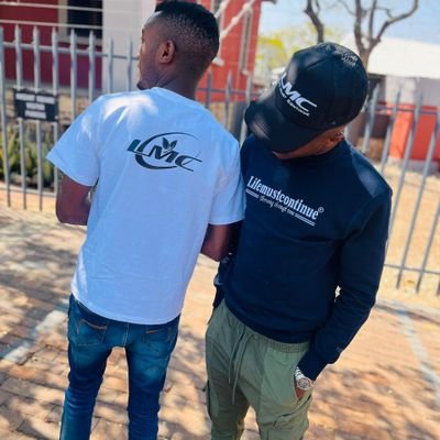 PandeniStefanus's profile picture. God first || #LIFEMUSTCONTINUE|| Early school dropout || Am not my tweets|| Sometimes I tweet lies||