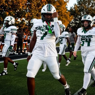 cam_2wayy's profile picture. Plaquemine High School co’26 OLB/ MLB 5’10’ , 180 lbs, GPA 3.8, Bench 245, Squat 365, 4.7 40 yard dash; I take constructive criticism💪🏾