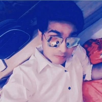 ashif4you's profile picture. 𝕯𝖗𝖊𝖆𝖒 𝖇𝖎𝖌, 𝖜𝖔𝖗𝖐 𝖍𝖆𝖗𝖉, 𝖘𝖙𝖆𝖞 𝖋𝖔𝖈𝖚𝖘𝖊𝖉 𝖆𝖓𝖉 𝖑𝖎𝖛𝖊 𝖆 𝖑𝖎𝖋𝖊 𝖓𝖔 𝖔𝖓𝖊 𝖈𝖆𝖓 𝖊𝖛𝖊𝖓 𝖙𝖍𝖎𝖓𝖐 𝖔𝖋.   𝐁♥𝐉♥𝐏  𝐁𝐈𝐇𝐀𝐑