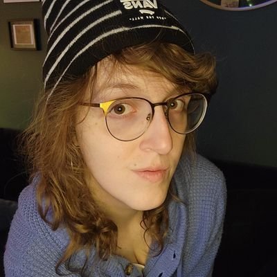 Ivyintheparker's profile picture. hiiiii~300 years old,🏳️‍⚧️, shitposter extraordinaire. I really like League of Legends. $ivyintheparker 
18+ mdni | digital sex worker; I post nudes here