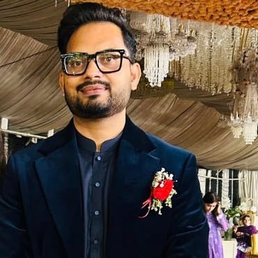 MuhammadAmeo12's profile picture. 🇵🇰Banker | Single | Karachi | The secret of a good life is to have the right loyalties and hold them in the right scale of values. |Positive | Respect Women