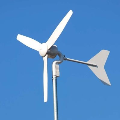 InamKhan130422's profile picture. 