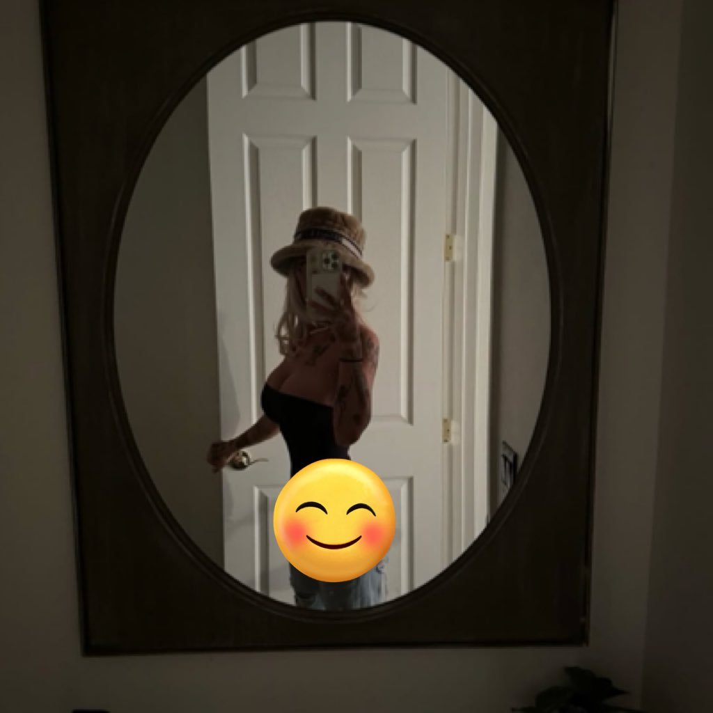 Ros55927's profile picture. 🦅Proud American* MMAG 🇺🇸 • BackTheBlue - Cancer survivor - Pro-life 1U dEl like to make jokes de No lists •