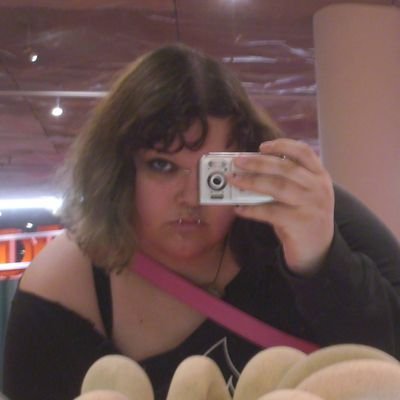 notactuallyeden's profile picture. 🏳️‍⚧️ × ⚢ • 23 • a god in dogs clothing •
trans lives are more important than cis feelings