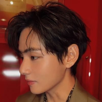 KimVant20403609's profile picture. Nothing is perfect