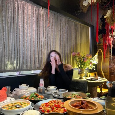 AletaTami77228's profile picture. 💎 세련되고 품격 있는 삶을 추구하는 사람
✨ 고급스러움과 특별함을 담은 하루
🌟 나만의 세계를 즐기는 중