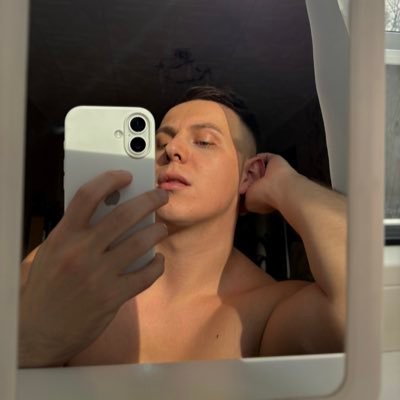 Amezyaa's profile picture. one such not bad man 🌺