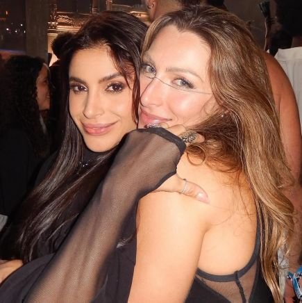 gabisonzer's profile picture. certeza que eu tô a beira de enlouquecer