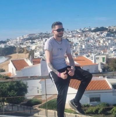 HxzzaR's profile picture. 🏴󠁧󠁢󠁥󠁮󠁧󠁿🇬🇧 | @UrNmGaming Manager | PC gamer and occassional content creator https://t.co/QWudjb9cqT  &  https://t.co/LiYEvS9H6h