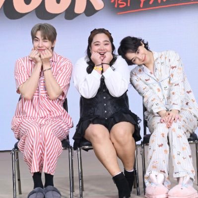 NookAlek's profile picture. พ่อผมชื่อแม็กกี้ แม่ผมชื่อบาส ❤️