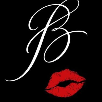 NeollleLila's profile picture. Catch feelings at your own risk.”
💋