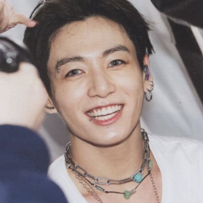 Jeon_NANA0597's profile picture. 𝖡𝖳𝖲 𝖯𝖠𝖵𝖤𝖣 𝖳𝖧𝖤 𝖶𝖠𝖸/𝖮𝖳𝟩