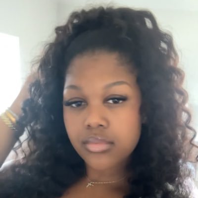 2muchtrish's profile picture. 