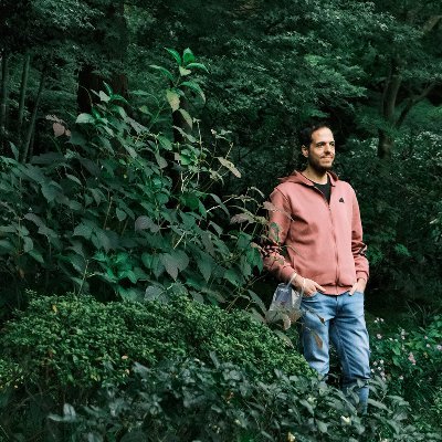 Ch0ukii's profile picture. Graphic Designer • J'fais des trucs avec des gens cool • ZT Production