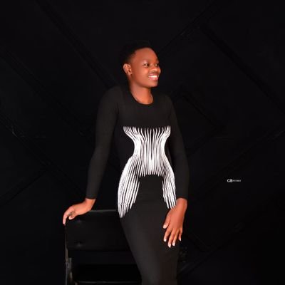 priscillahMong1's profile picture. communication and media practitioner,
Writer✍️
media enthusiast ✨ 
public relations practitioner 💫🔥