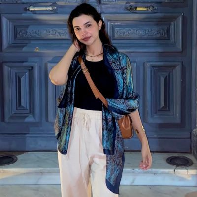 dalia_bedairrr's profile picture. وستعرف بعد رحيل العمر، بأنك كنت تطارد خيط الدخان