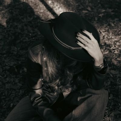 CormenkoIsReal_'s profile picture. E. 🌈
FRØM ZERØ