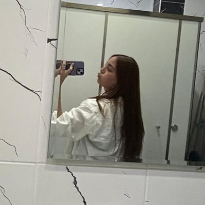 iposv2's profile picture. agnostik shitpostcu