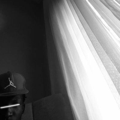 theyhateeddyfr's profile picture. 𝔑𝔬𝔱 ℜ𝔢𝔞𝔩 𝔏𝔦𝔣𝔢.