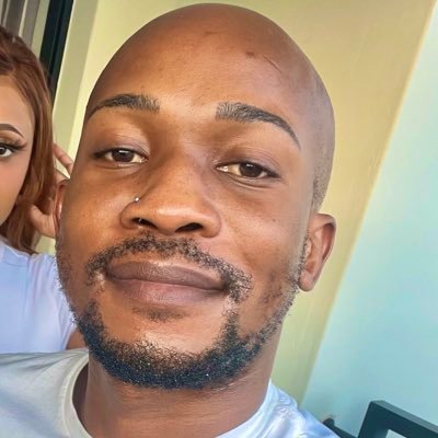 CrazeeFistaz's profile picture. 