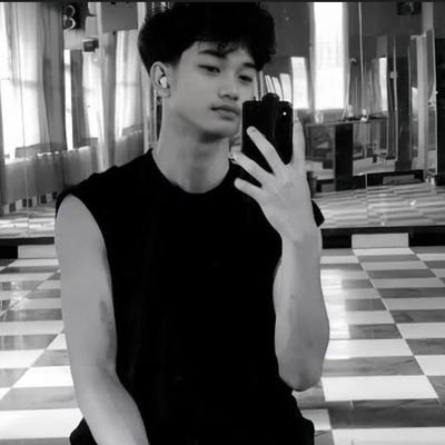 brondongknbrt's profile picture. f 19/straight hypersex, need partner bb😫💋