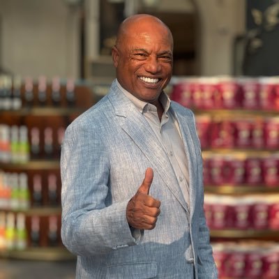 JaimeDinas's profile picture. Absolutamente TODO lo escrito es de mi responsabilidad y NO compromete a ninguna empresa en la que trabajo, tengo la capacidad para responder por mi pensar.