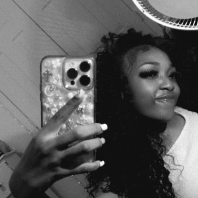 BaeHelpMari's profile picture. glory girl 🩷🩷🫦🤑