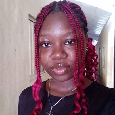 lizeedesigns_'s profile picture. Brand & Logo Designer | Creative Designer