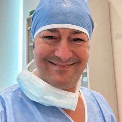 marco11225's profile picture. Orthopedic surgeon, works with UN