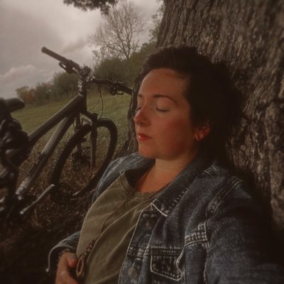 Petricore_92's profile picture. 🦉🌙🍁🌻🌞🍄🪴🧚🏻‍♀️🦔🍂🌿