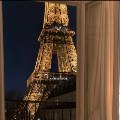 llsrry's profile picture. 🇶🇦 || CHEM👷🏻‍♀️|| @forsarrraaba للأجر || Not lost, just vibing in my own universe 🪞🪄