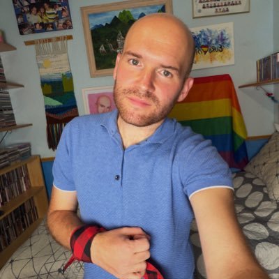 GoryJCM's profile picture. Periodista y youtuber EUROVISIVO coleccionista de discos. 
EUROFAN ROSA y fan del BRILLI BRILLI / DRAG RACE.
INSTAGRAM: elrinconcitodegory